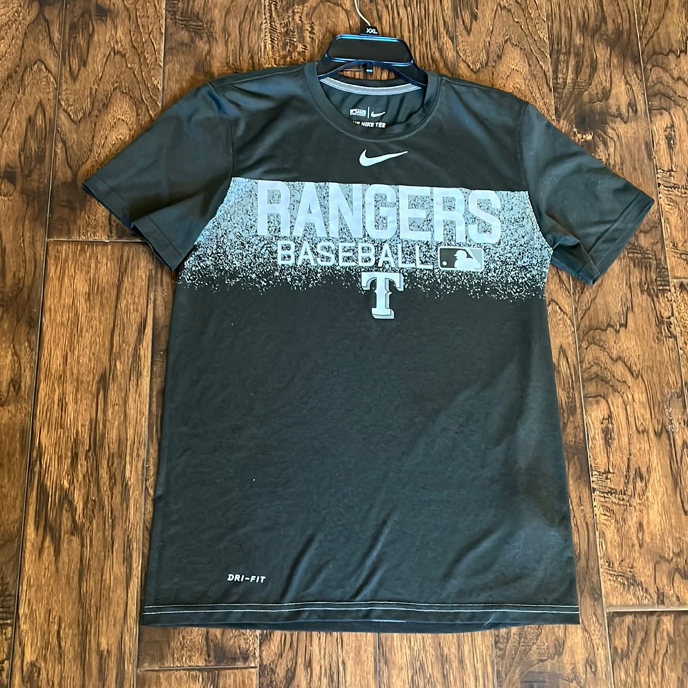 Texas Rangers Nike mens shirt small shirt